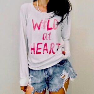 Chaser Wild At Heart Sweater Size Small